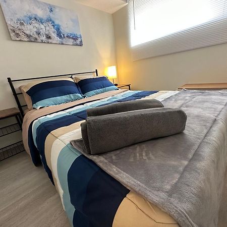 Comfy 2 Bedroom Near The Beach! Pickering Dış mekan fotoğraf